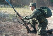 Proposta para priorizar jovens de baixa renda em recrutamento militar divide opiniões