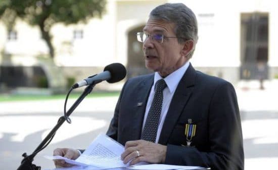 Joaquim-Silva-e-Luna-ministro-da-Defesa-550x366-550x336