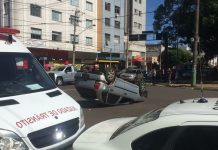 Família sai ilesa de capotagem no centro de Campo Grande após uso de cinto de segurança