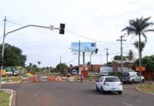 Obras no Anhandui interditam trecho de pista da Ernesto Geisel, sentido centro-bairro