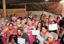 FAC realiza oficina de bolo de pote para 60 mulheres no Bom Retiro