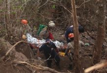 Bombeiros e Samu levam 1 hora para resgatar locutor que caiu em cachoeira