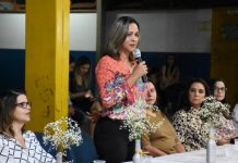 Escola Vanderlei Rosa lança jornal com foco em ações pedagógicas e da gestão