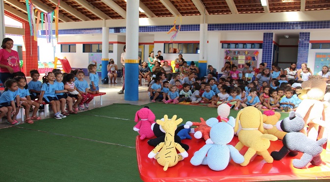 Agepen-brinquedos-Emei-professora-Elenir-Zanqueta-Molina