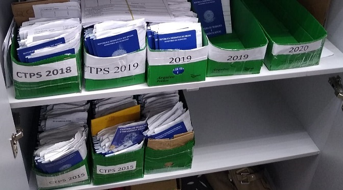 Carteira-de-Trabalho-esquecida-672-x-372