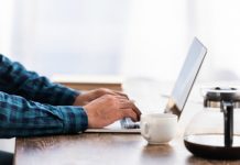 Governo amplia home office para todos os servidores que possam fazer atividades remotamente