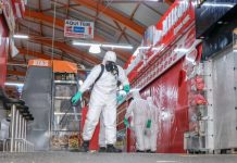 Descontaminação de locais de grande circulação começou nesta quarta com Mercadão Municipal