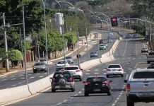 Mês de maio chega com início de licenciamento para placas final 1 e 2