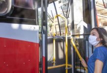Decreto torna obrigatório uso de máscaras no transporte coletivo e restringe a 7 passageiros em pé