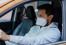 Motoristas de Táxis e Aplicativos terão que usar máscaras a partir desta quarta