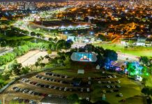 Com medidas de biossegurança asseguradas, população mata a saudade do cinema com o autocine