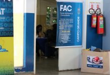 FAC participa ação itinerante da Funsat e entrega Cestas Básicas a pessoas em situação de emergência