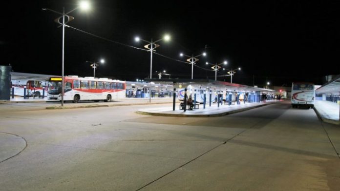 ÔNIBUS FUNCIONARÃO COM ESCALA PROPORCIONAL A ATIVIDADES LIBERADAS NA SEMANA RESTRITIVA