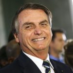 Bolsonaro-sorrindo