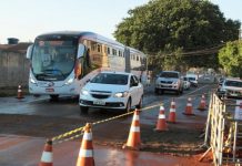 PREFEITURA LIBERA TRÂNSITO DE VEÍCULOS NO CRUZAMENTO DAS RUAS BRILHANTE COM A SALIM MALUF