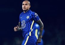 Flamengo paga R$ 3 milhões e acerta empréstimo de Kenedy por uma temporada