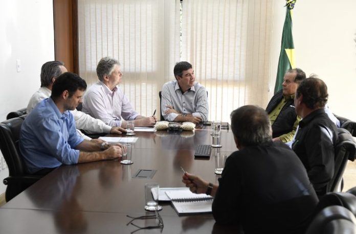 Governador-recebe-a-Cooperativa-Casul-Foto-Bruno-Rezende-06-730x480
