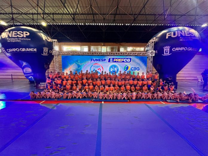 FESTIVAL-GINASTICA-PREFCG-2-1536x1152