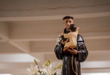 Celebração de Santo Antônio terá entrega de bolos, missa e procissão em Campo Grande