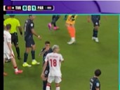 Jogador do Paraguai é expulso na Copa do Mundo pela “Lei Vini Jr.”