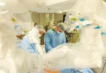 Cassems¨Tecnologia robótica permite que paciente com Parkinson tenha alta em menos de 24 horas após cirurgia complexa no rim¨