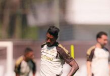 Bruno Henrique volta a treinar e deve reforçar o Flamengo contra o Cruzeiro na Libertadores