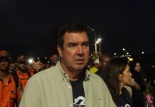 Governador Eduardo Riedel participa da Marcha para Jesus