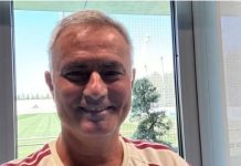 Mourinho conta como convenceu Vini Jr. a não aceitar proposta do Arsenal e ficar no Real Madrid