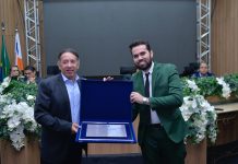 Gerson Claro é homenageado com título de Cidadão Aparecidense pela Câmara Municipal